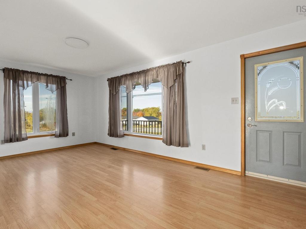 












454 Lawrence Road

,
Union Corner,




NS
B0N 2A0

