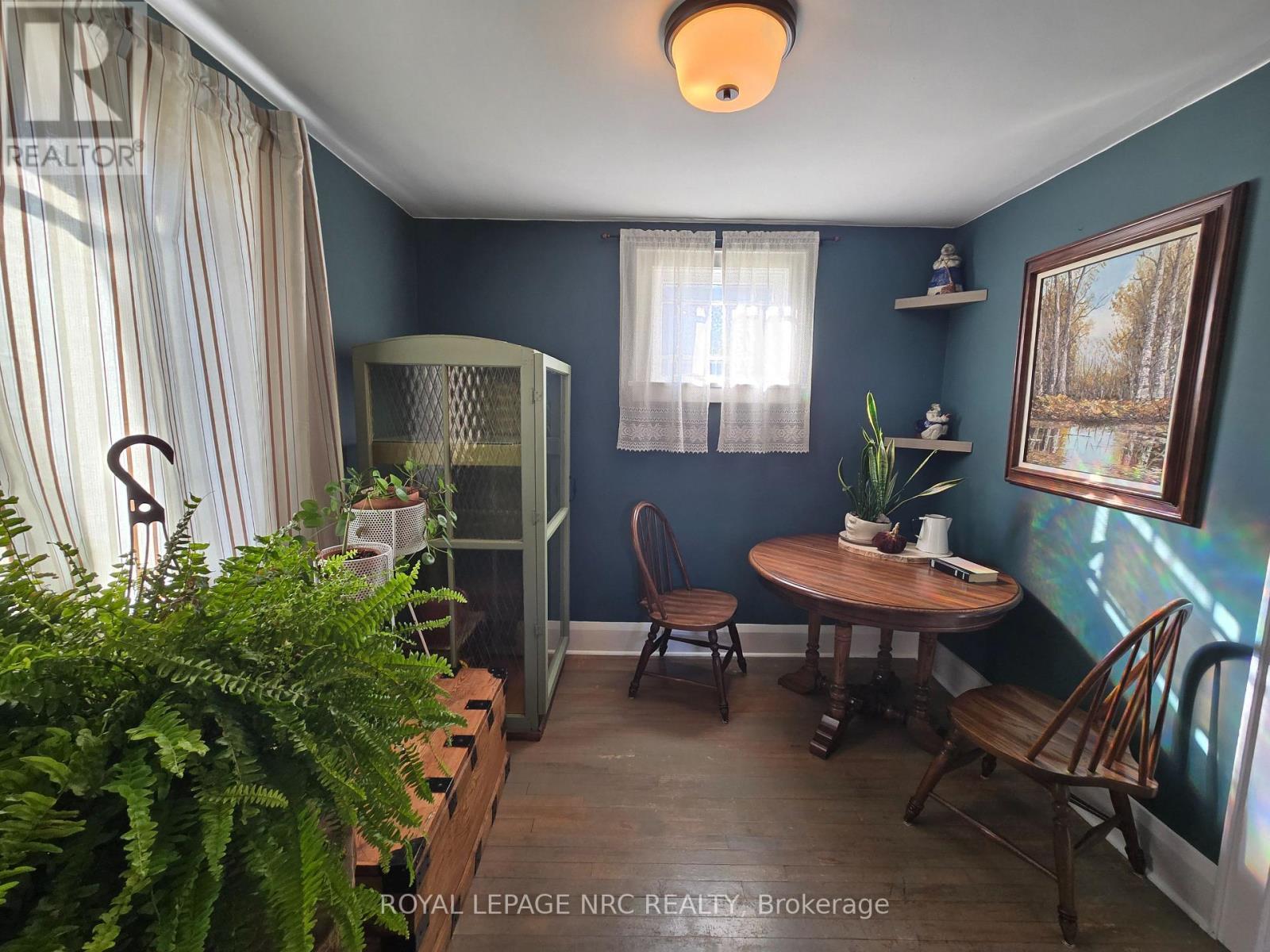 












506 SOUTHWORTH STREET S

,
Welland (Lincoln/Crowland),




Ontario
L3B1Z9

