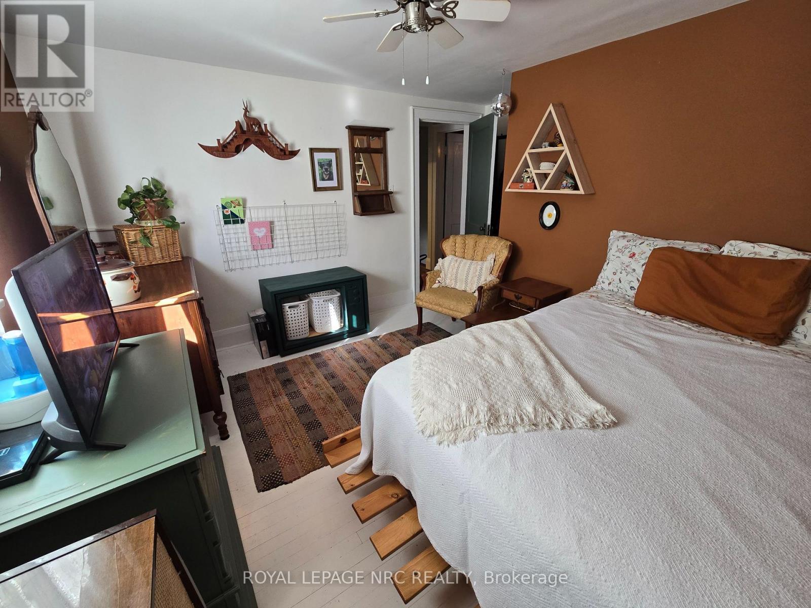 












506 SOUTHWORTH STREET S

,
Welland (Lincoln/Crowland),




Ontario
L3B1Z9

