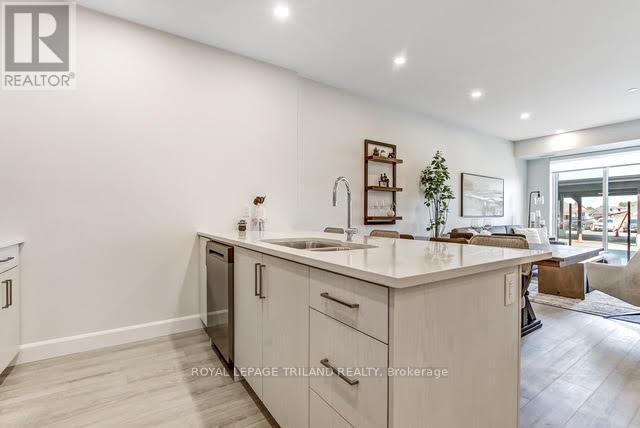 












310 - 16 COMPASS TRAIL

,
Central Elgin (Port Stanley),




Ontario
N5L0B4

