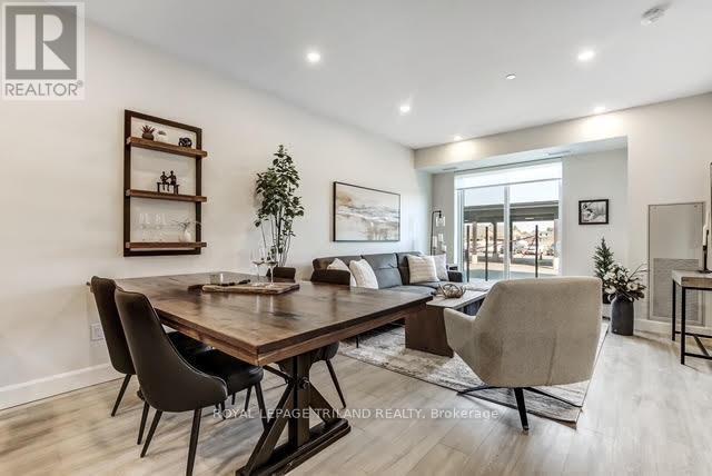 












310 - 16 COMPASS TRAIL

,
Central Elgin (Port Stanley),




Ontario
N5L0B4

