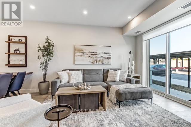 












310 - 16 COMPASS TRAIL

,
Central Elgin (Port Stanley),




Ontario
N5L0B4

