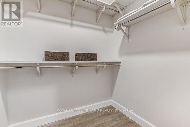 












310 - 16 COMPASS TRAIL

,
Central Elgin (Port Stanley),




Ontario
N5L0B4

