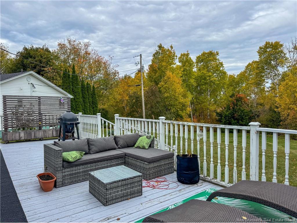 









1725


Lilac

,
Bathurst,




NB
E2A 5Z6

