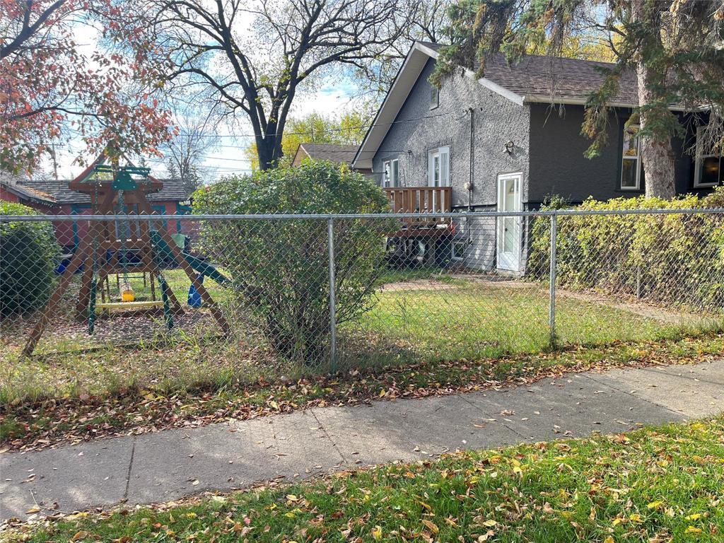 












605 14th Street

,
Brandon,




Manitoba
R7A4V1

