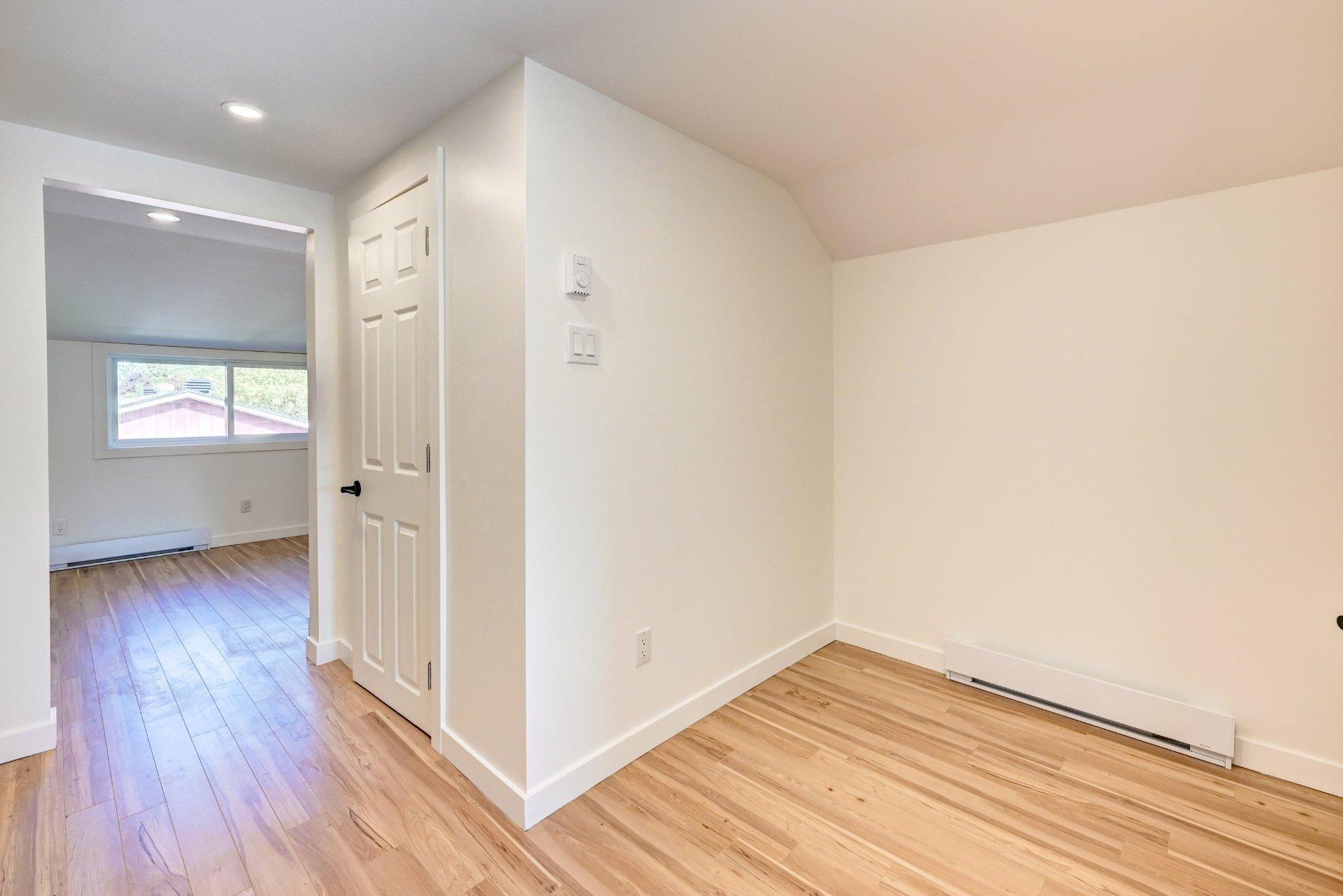 









13Z


46e Avenue E.

,
Blainville,




QC
J7C1L1


