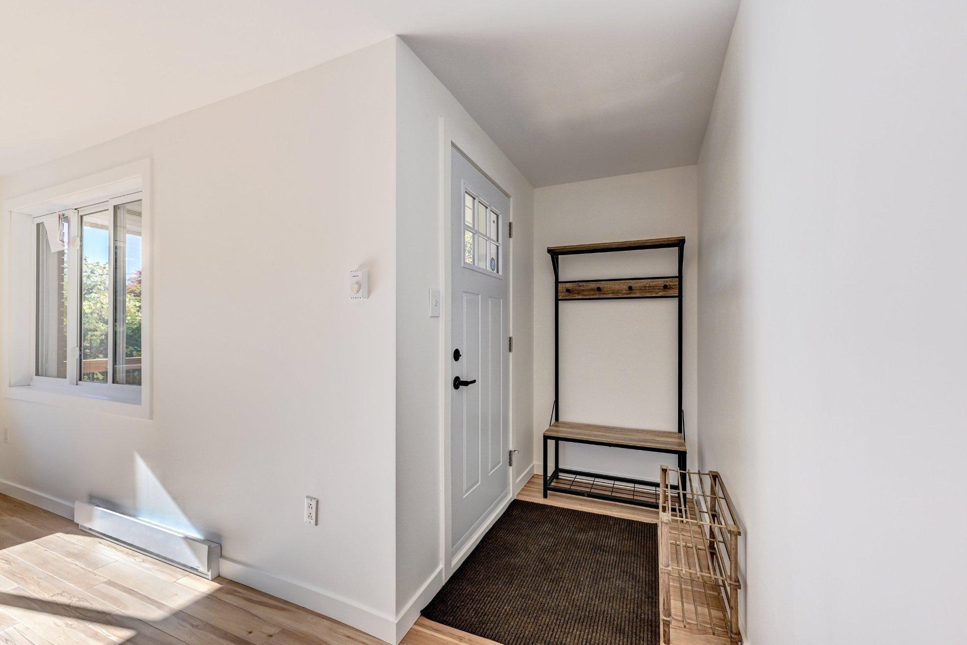 









13Z


46e Avenue E.

,
Blainville,




QC
J7C1L1

