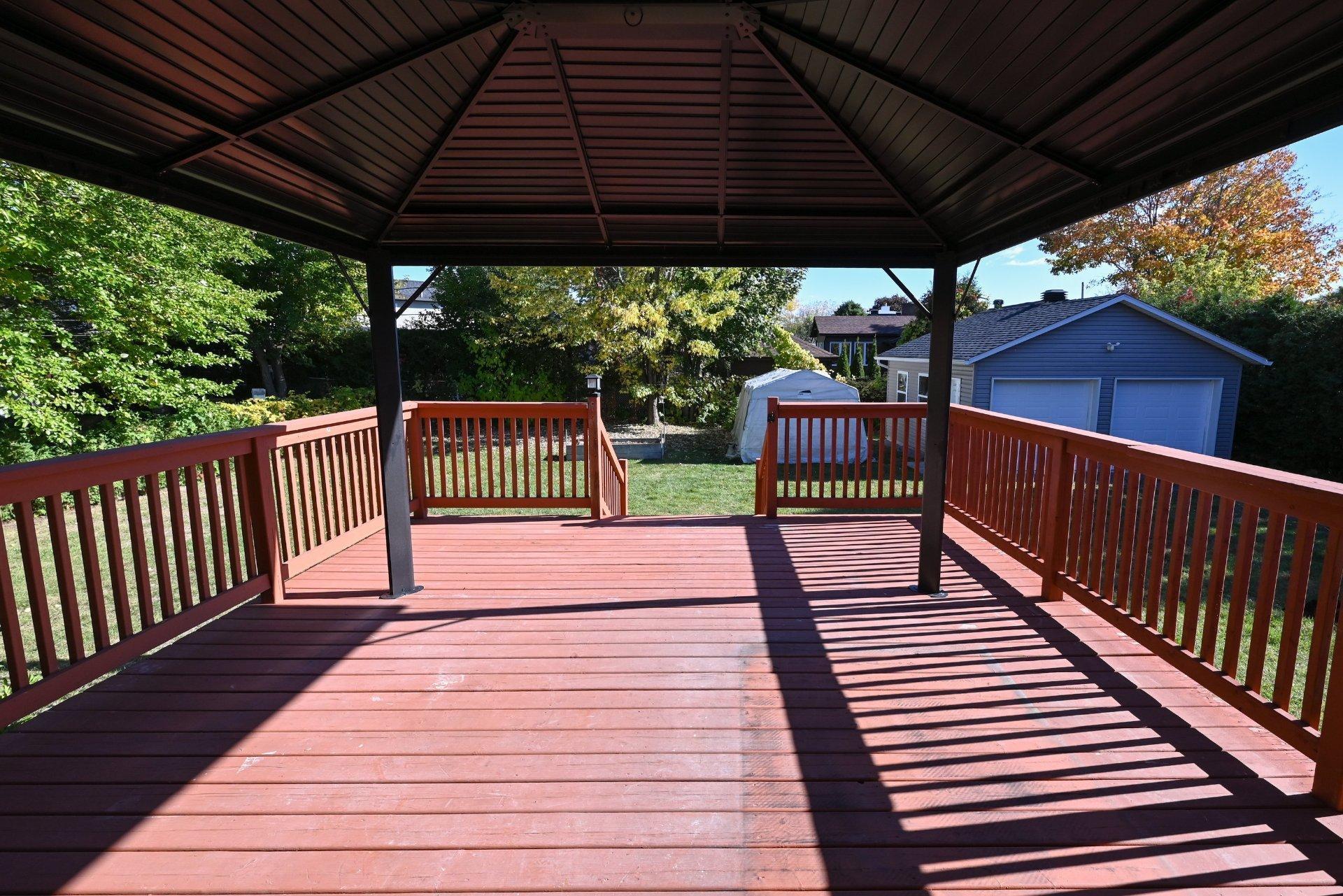 









13Z


46e Avenue E.

,
Blainville,




QC
J7C1L1


