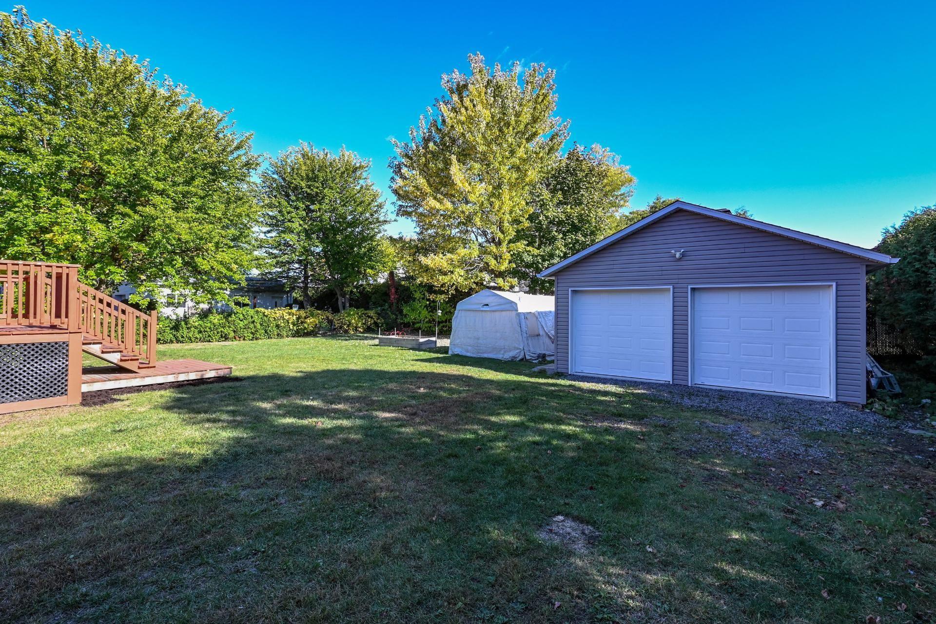 









13Z


46e Avenue E.

,
Blainville,




QC
J7C1L1

