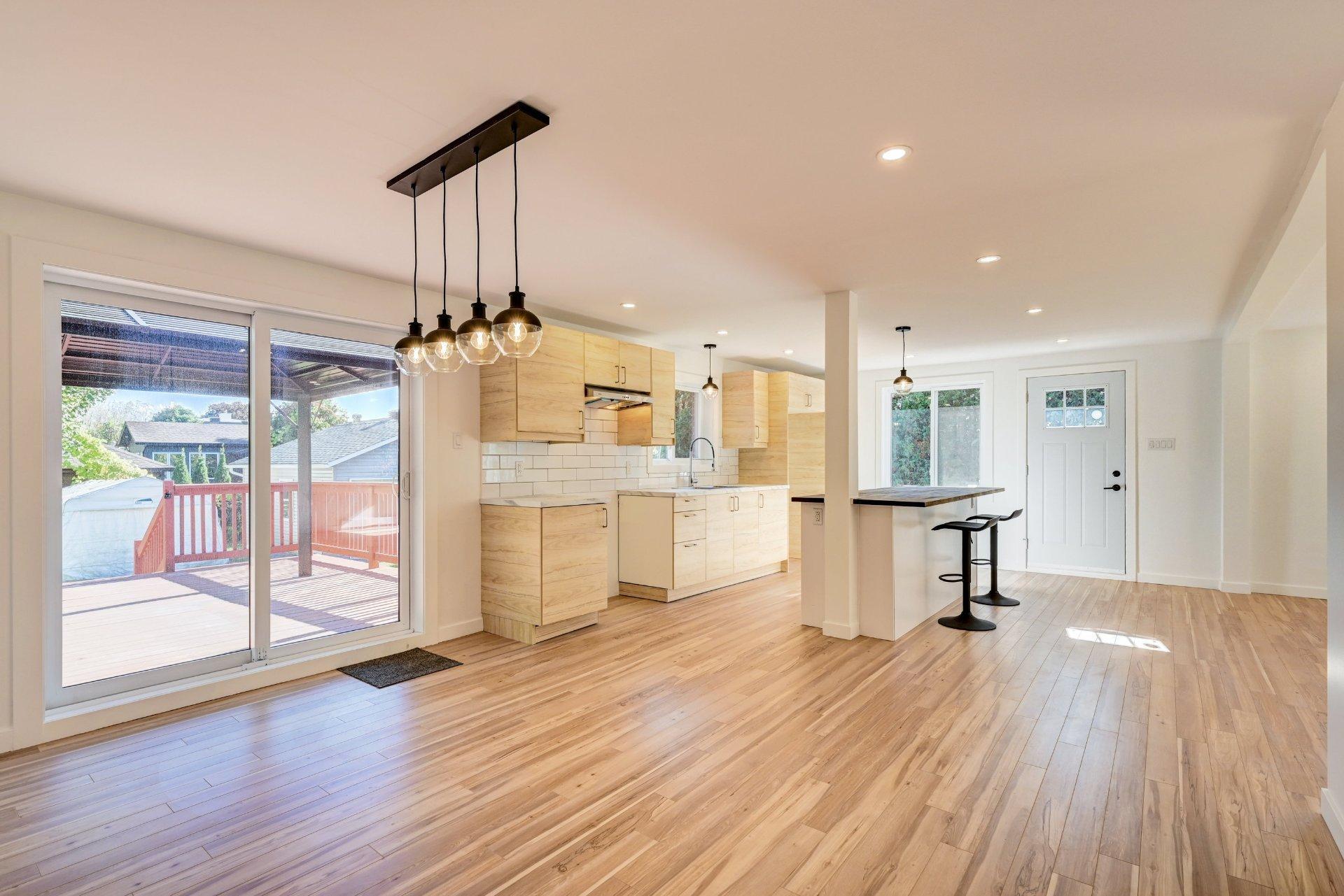 









13Z


46e Avenue E.

,
Blainville,




QC
J7C1L1


