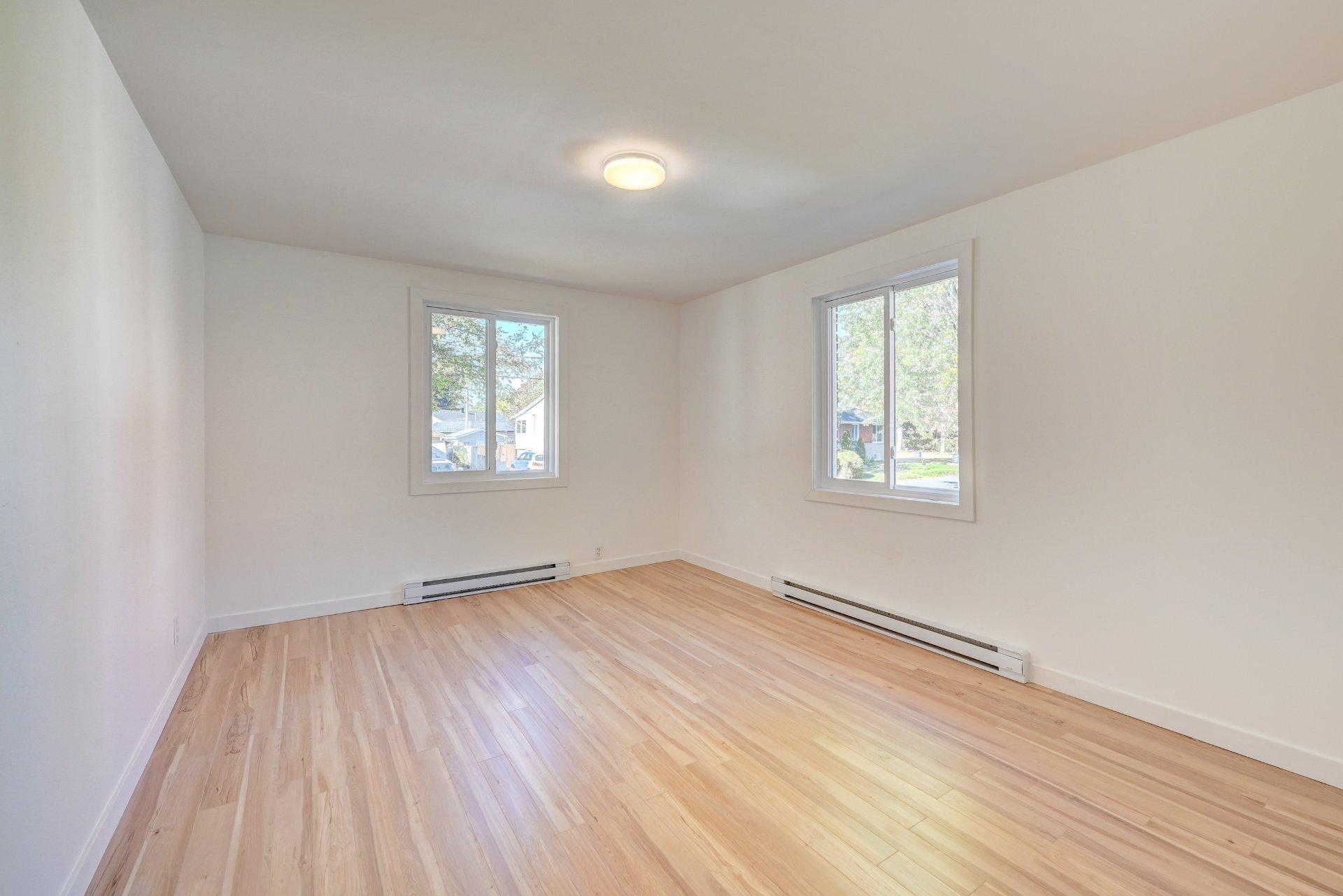 









13Z


46e Avenue E.

,
Blainville,




QC
J7C1L1

