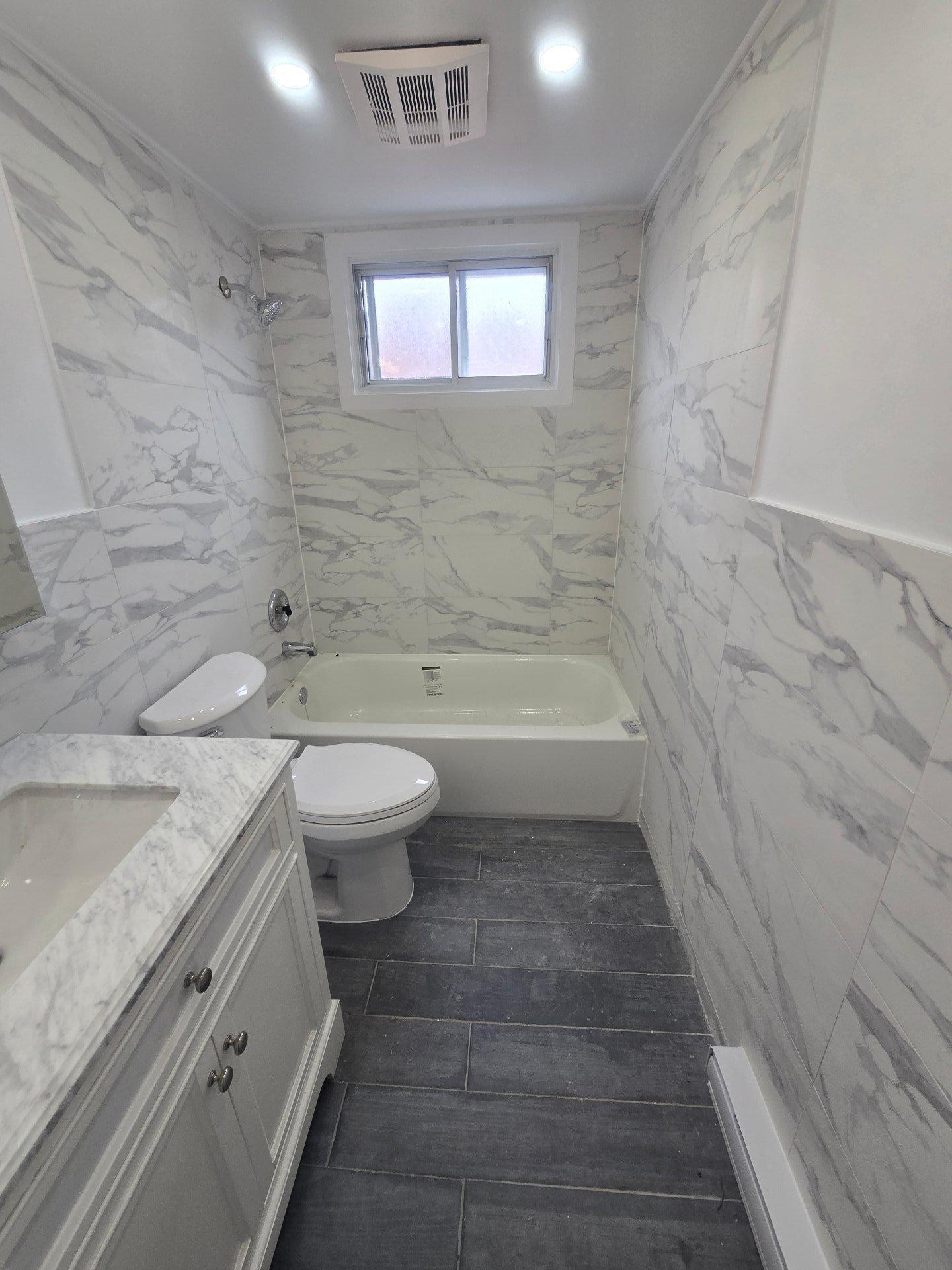 









579

 - 585


15e Avenue

,
Montréal (LaSalle),




QC
H8P2S1

