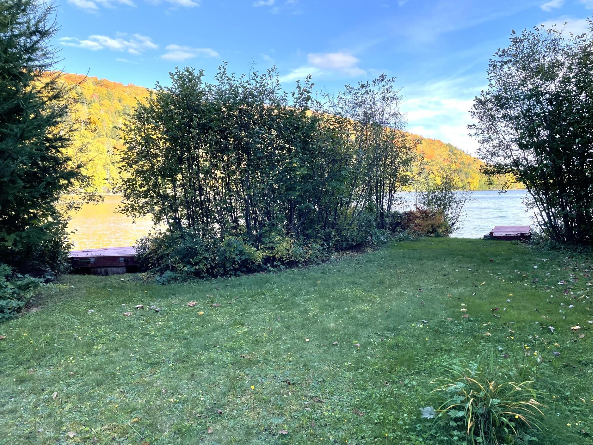 









94


Ch. du Lac-Pérodeau

,
Chute-Saint-Philippe,




QC
J0W1A0

