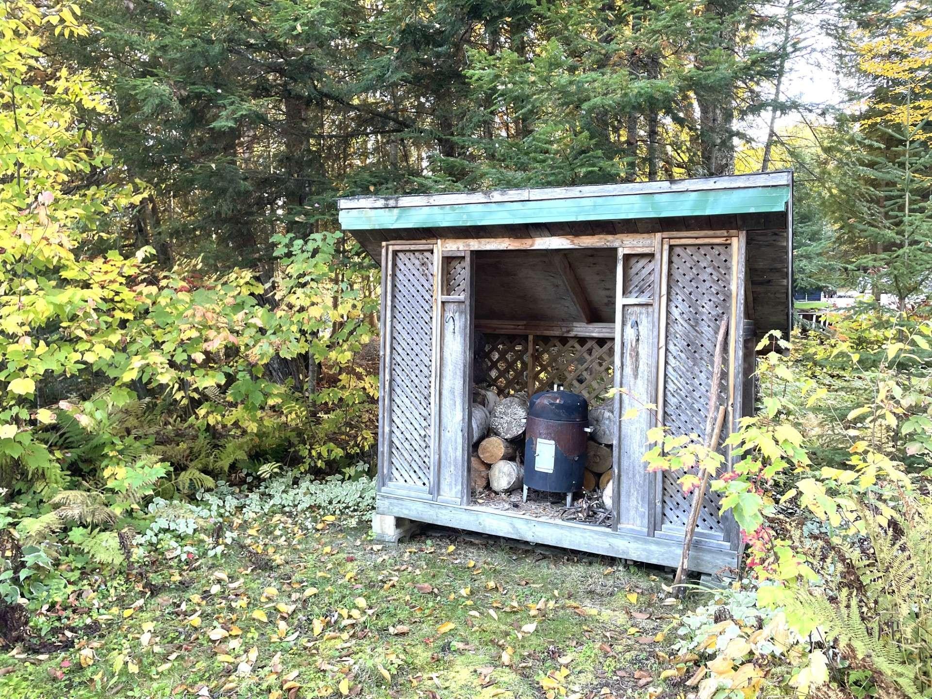 









94


Ch. du Lac-Pérodeau

,
Chute-Saint-Philippe,




QC
J0W1A0

