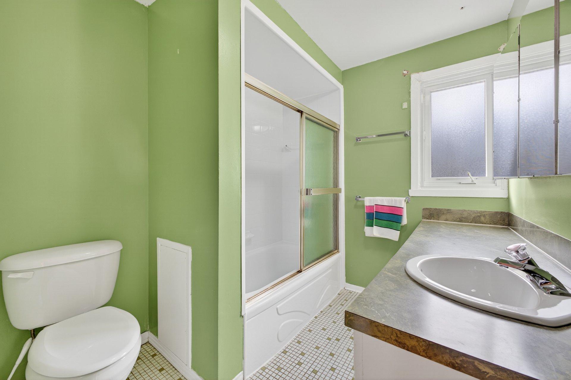 









4455


Rue Jolicoeur

,
Dollard-des-Ormeaux,




QC
H9H2B1

