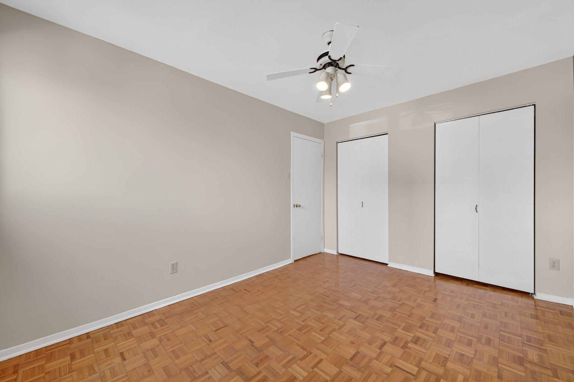 









4455


Rue Jolicoeur

,
Dollard-des-Ormeaux,




QC
H9H2B1


