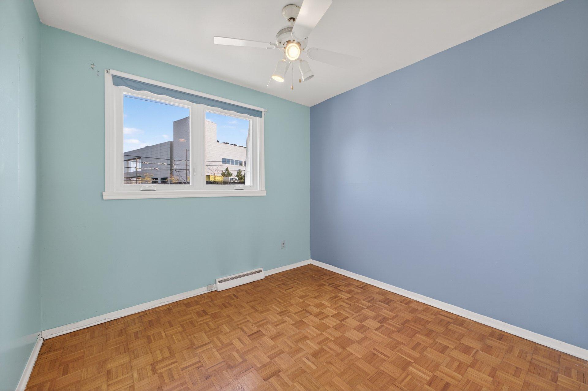 









4455


Rue Jolicoeur

,
Dollard-des-Ormeaux,




QC
H9H2B1

