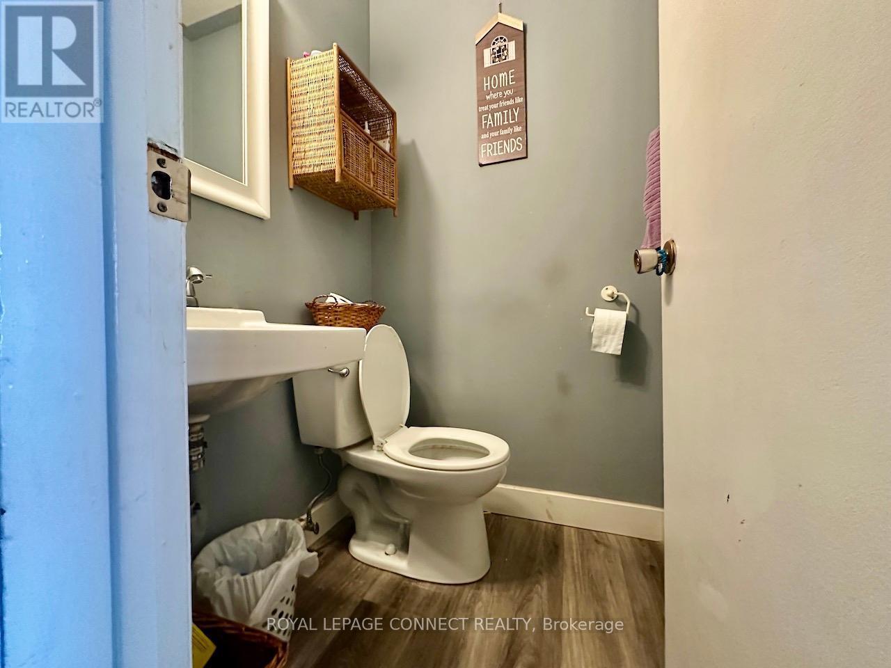 












14 - 16 ORCHARD PLACE

,
Chatham-Kent,




Ontario
N7M1A6

