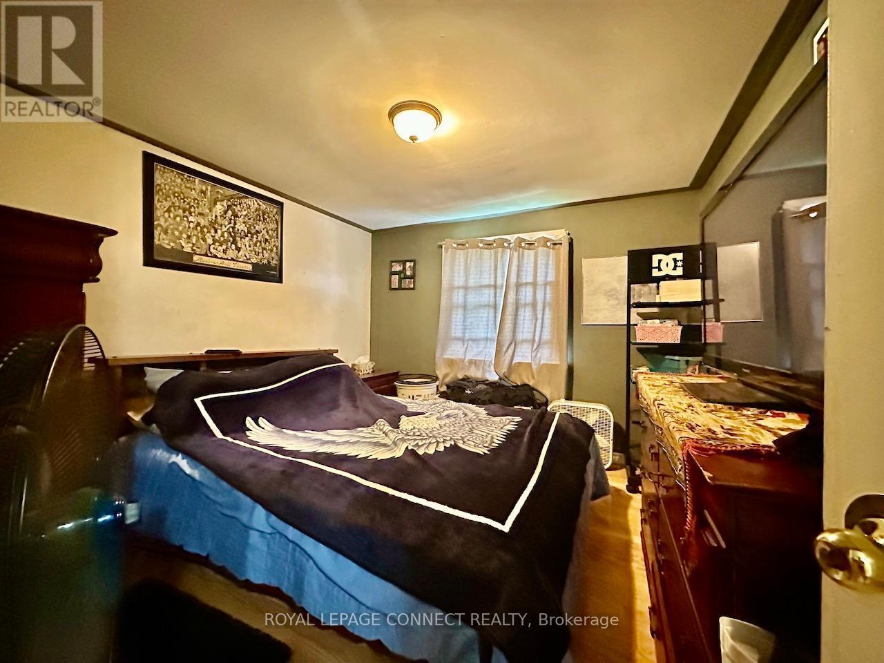 












14 - 16 ORCHARD PLACE

,
Chatham-Kent,




Ontario
N7M1A6

