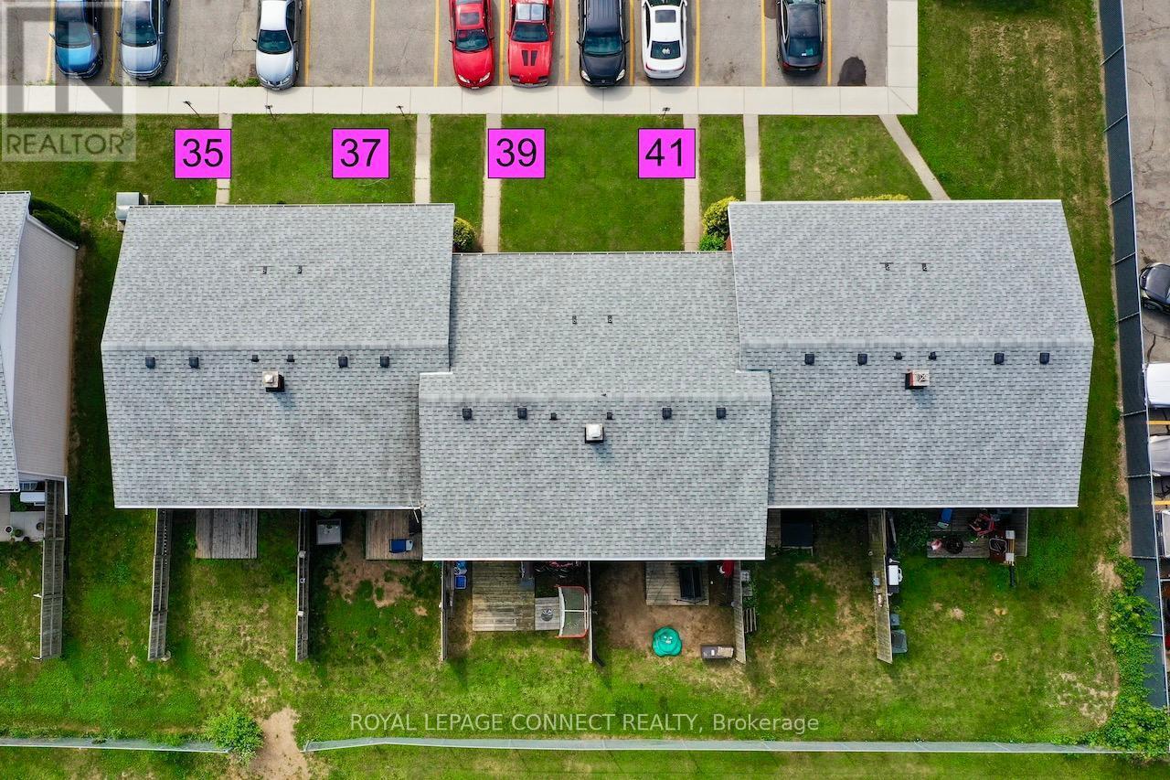 












4 - 39 ORCHARD PLACE

,
Chatham-Kent,




Ontario
N7M1A6

