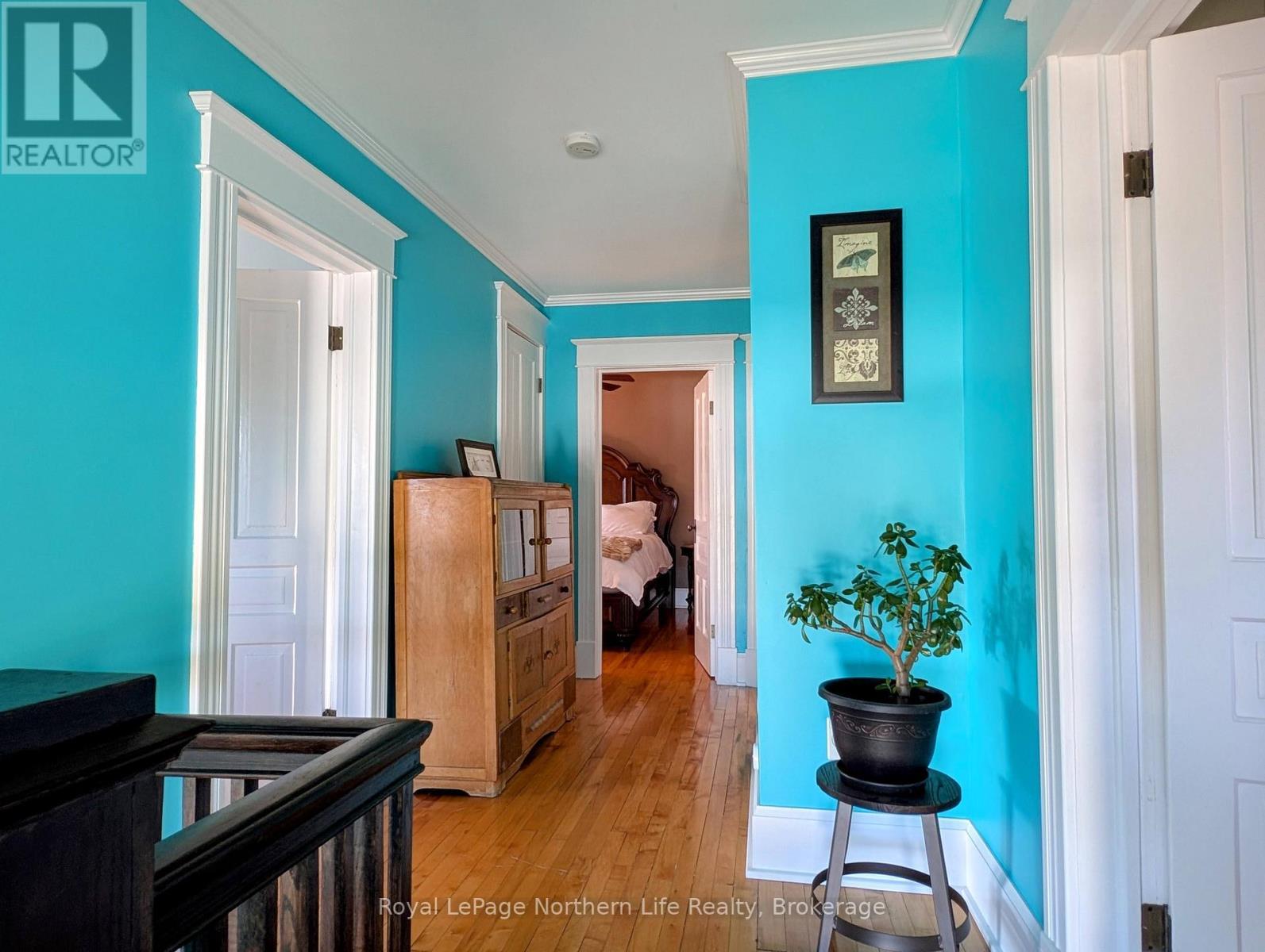 












702 RORKE AVENUE

,
Temiskaming Shores (Haileybury),




Ontario
P0J1K0

