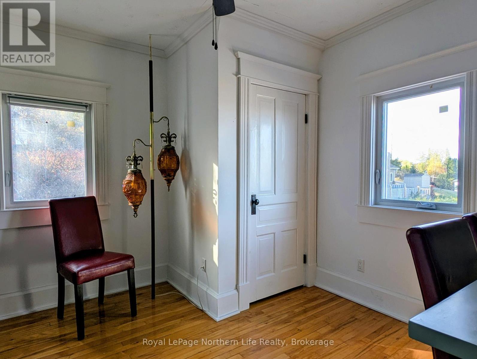 












702 RORKE AVENUE

,
Temiskaming Shores (Haileybury),




Ontario
P0J1K0

