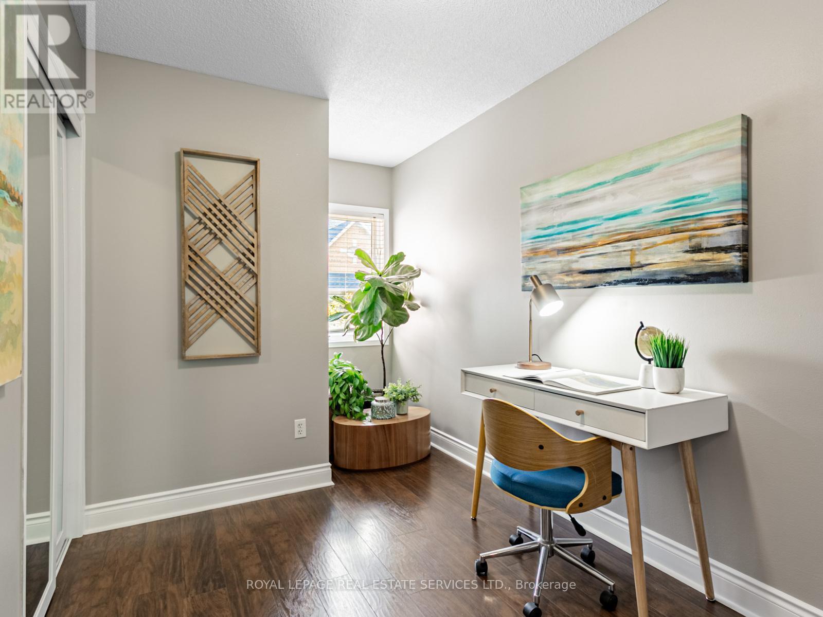 












7 - 1168 ARENA ROAD

,
Mississauga,




Ontario
L4Y4K7

