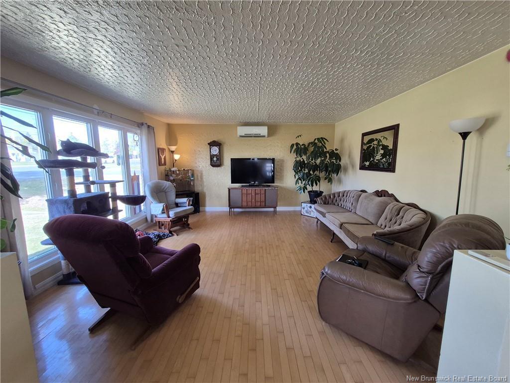 









4000


Principale

,
Tracadie,




NB
E1X 1B7

