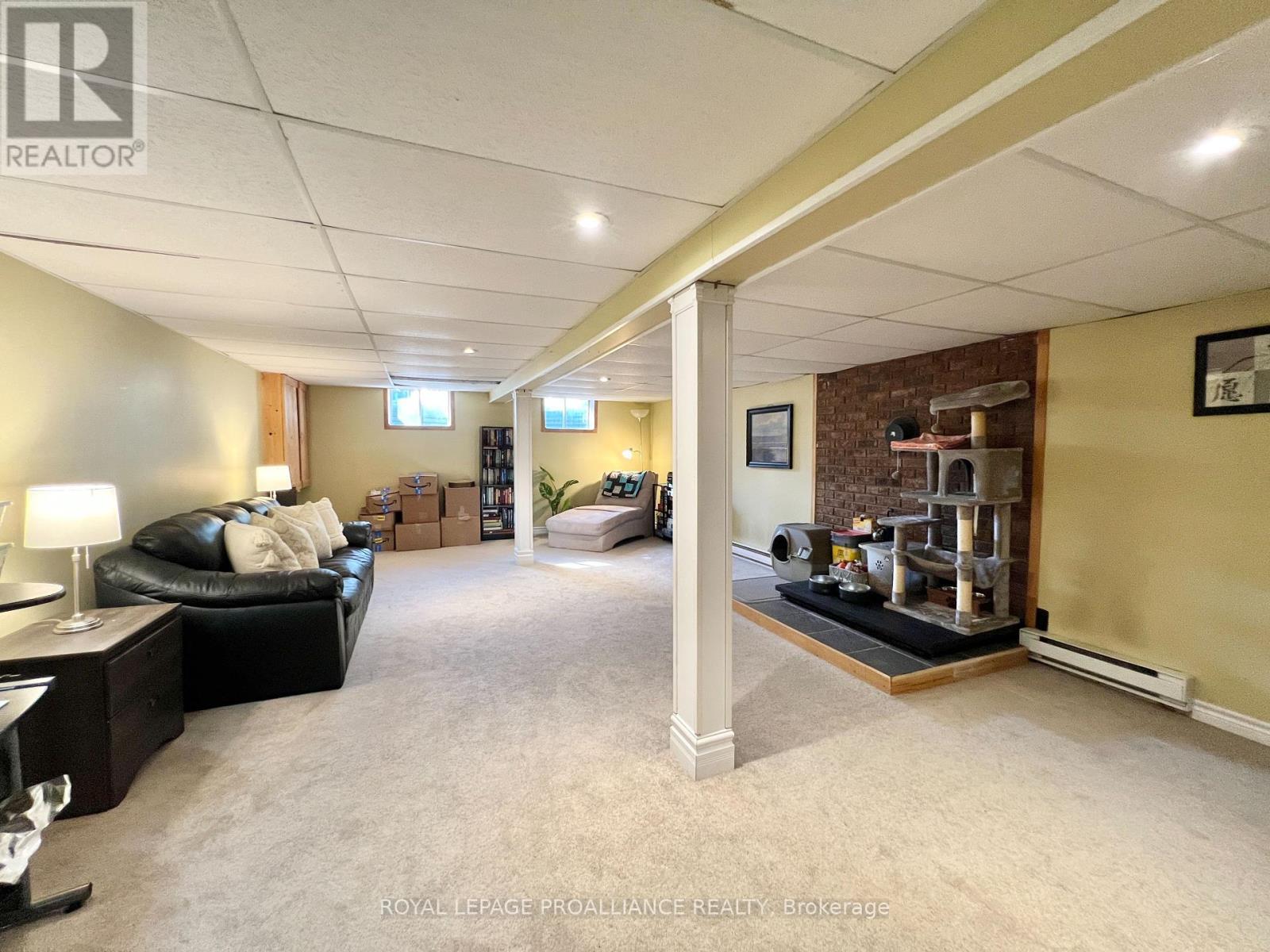 












41 SILLS ROAD

,
Centre Hastings,




Ontario
K0K3E0

