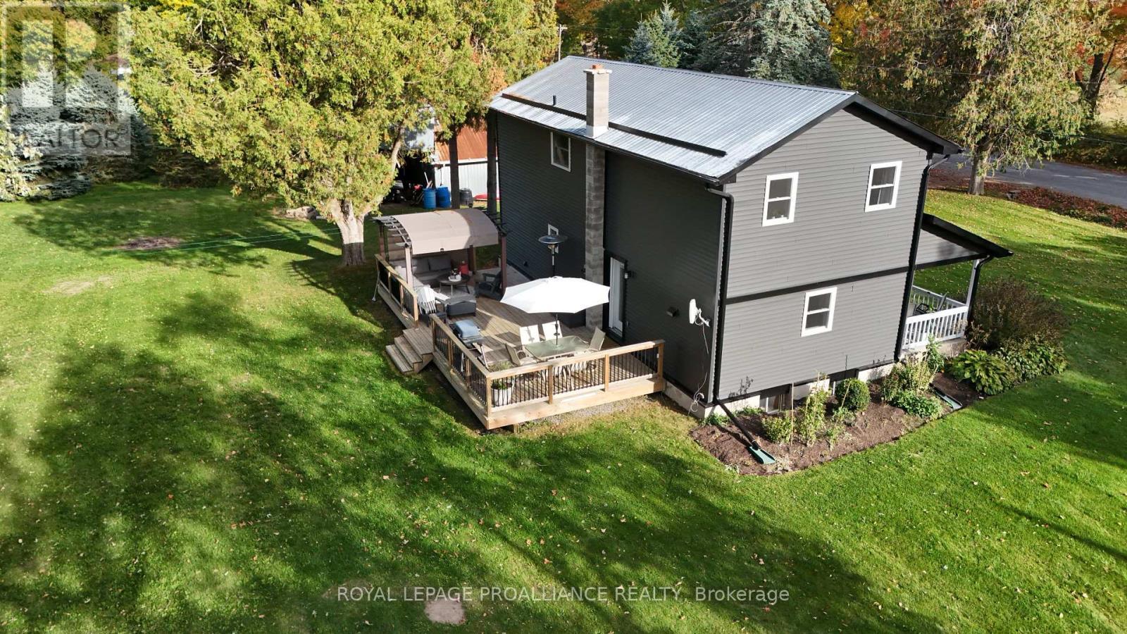 












41 SILLS ROAD

,
Centre Hastings,




Ontario
K0K3E0

