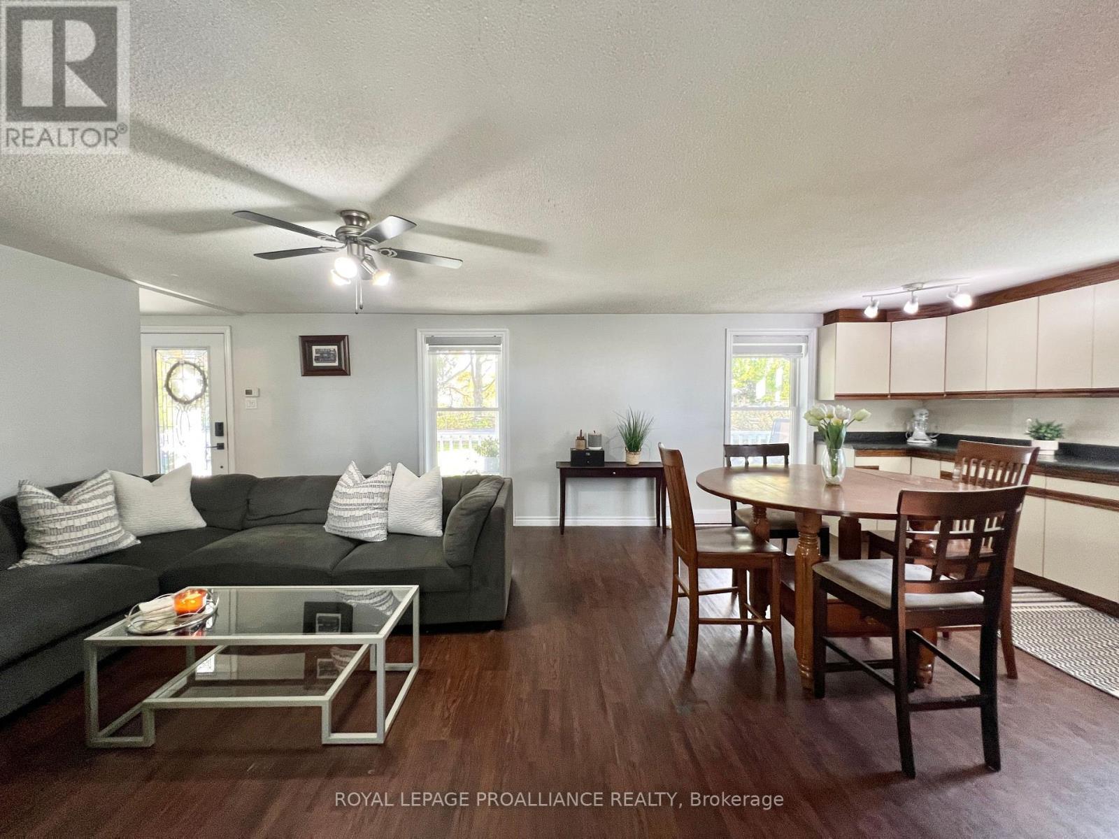 












41 SILLS ROAD

,
Centre Hastings,




Ontario
K0K3E0

