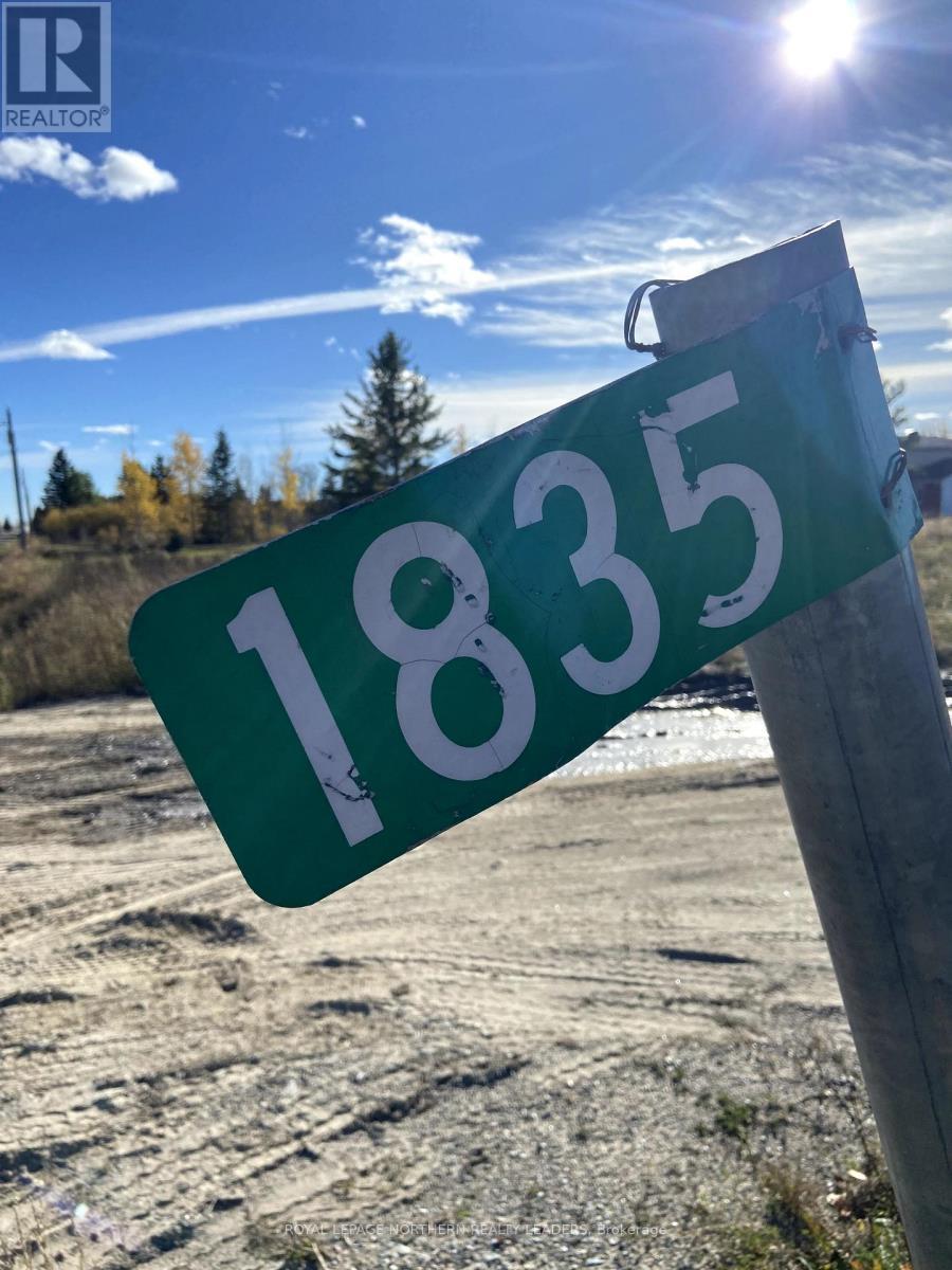 












LOT 5 CON 5 SHIRLEY STREET

,
Timmins (MTJ - 101 West),







Ontario
P4R0G3

