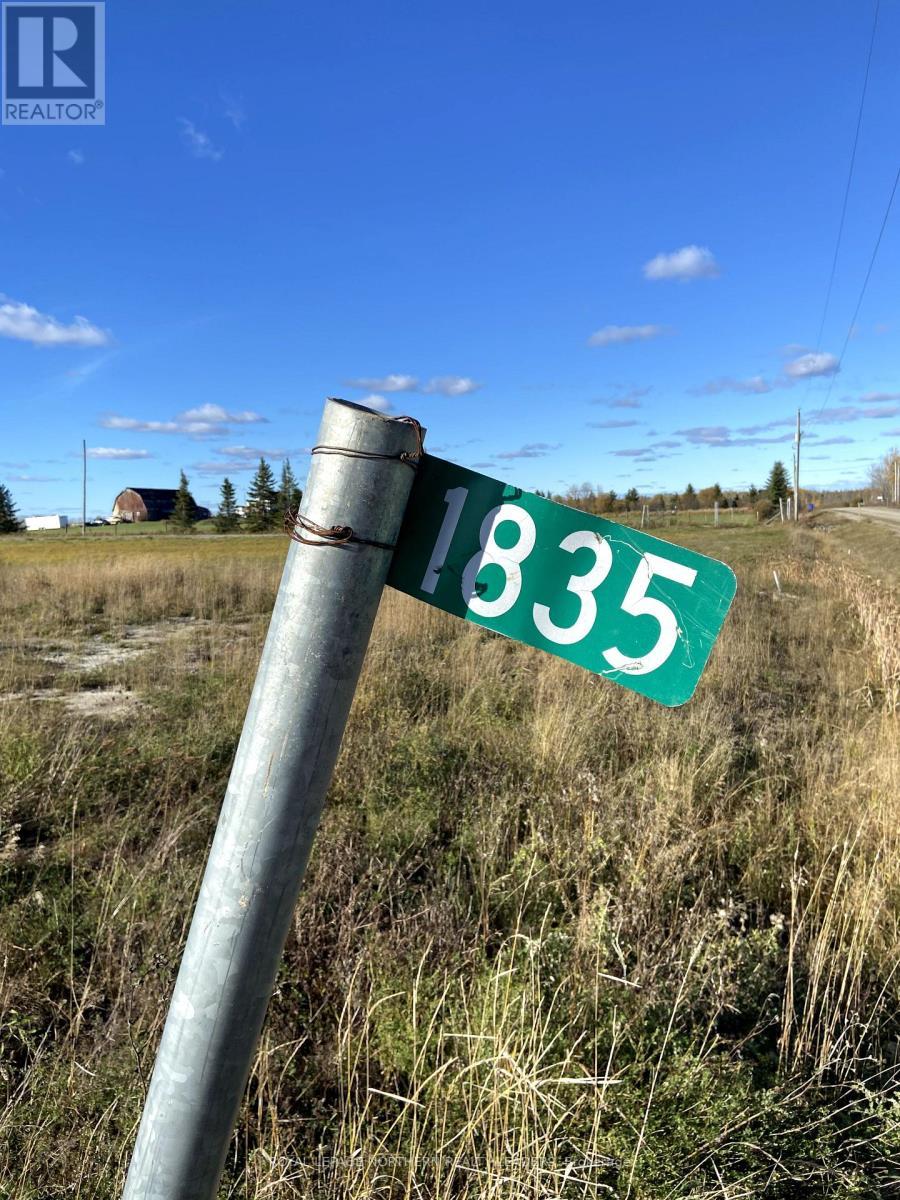 












LOT 5 CON 5 SHIRLEY STREET

,
Timmins (MTJ - 101 West),







Ontario
P4R0G3


