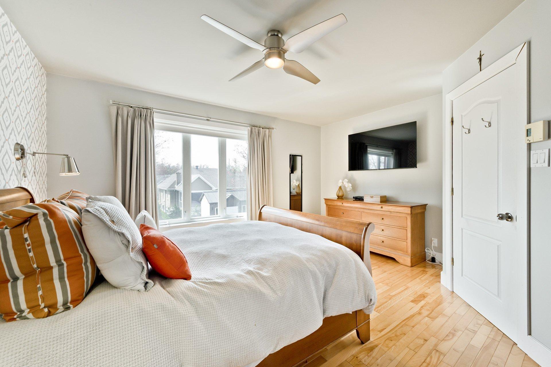 









3270


Rue Marika

,
Sherbrooke (Fleurimont),




QC
J1G5H4

