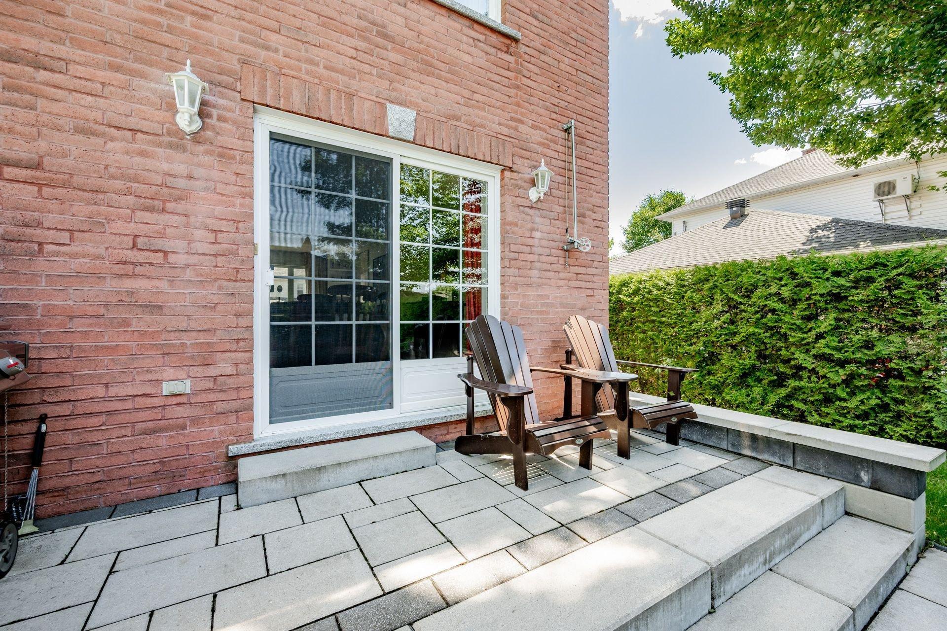 









3270


Rue Marika

,
Sherbrooke (Fleurimont),




QC
J1G5H4

