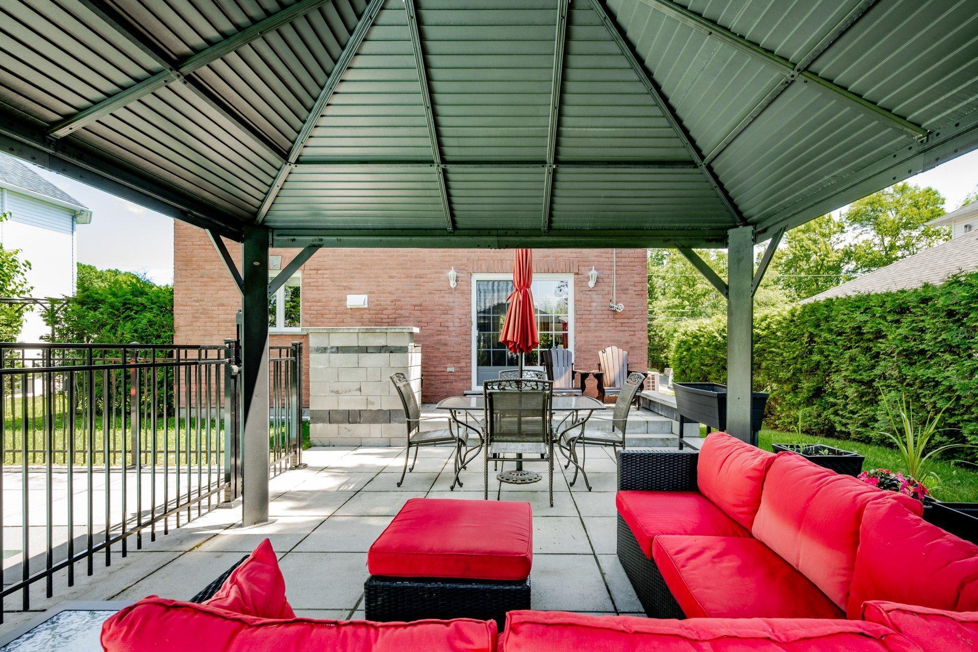 









3270


Rue Marika

,
Sherbrooke (Fleurimont),




QC
J1G5H4

