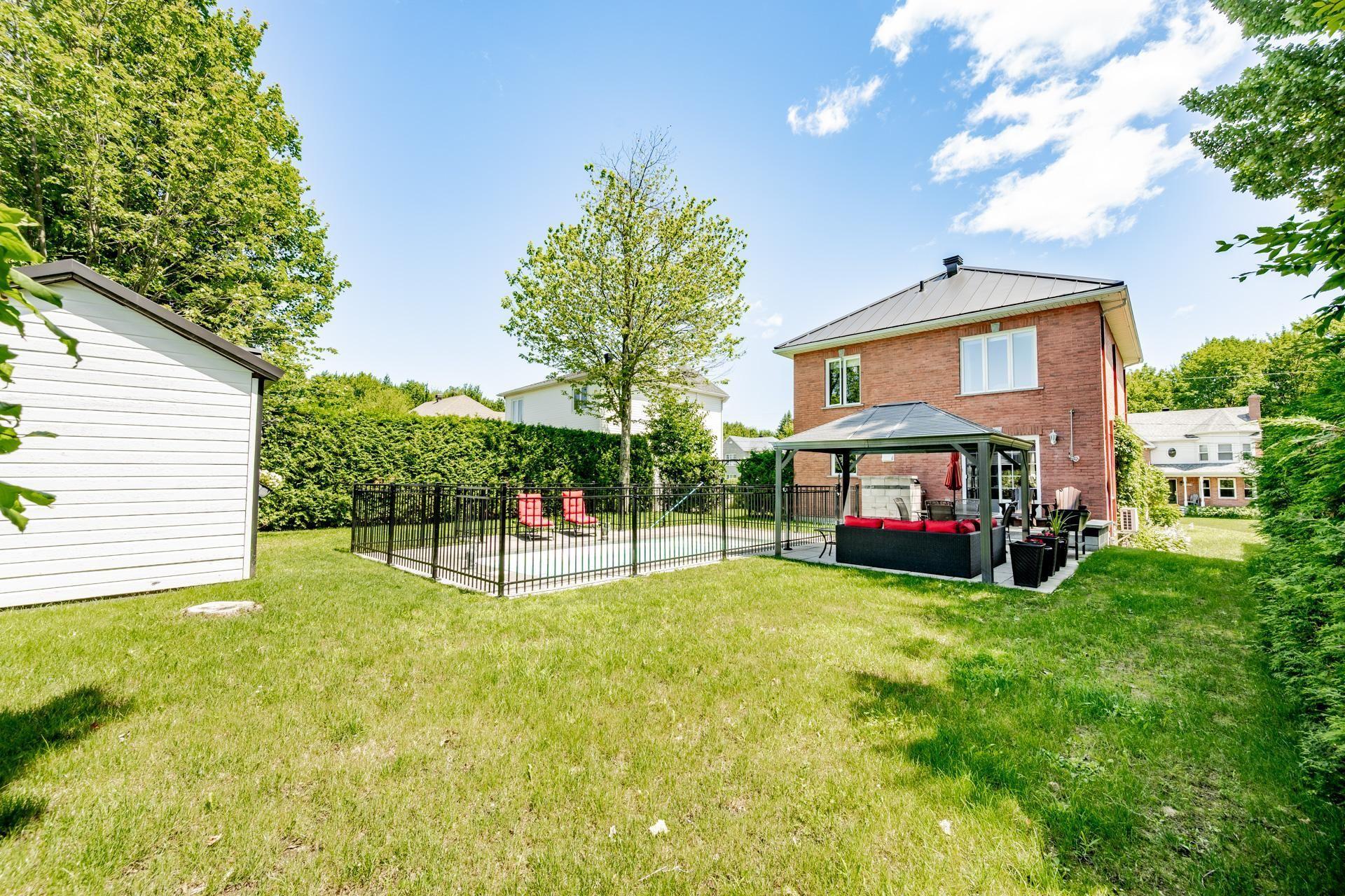 









3270


Rue Marika

,
Sherbrooke (Fleurimont),




QC
J1G5H4

