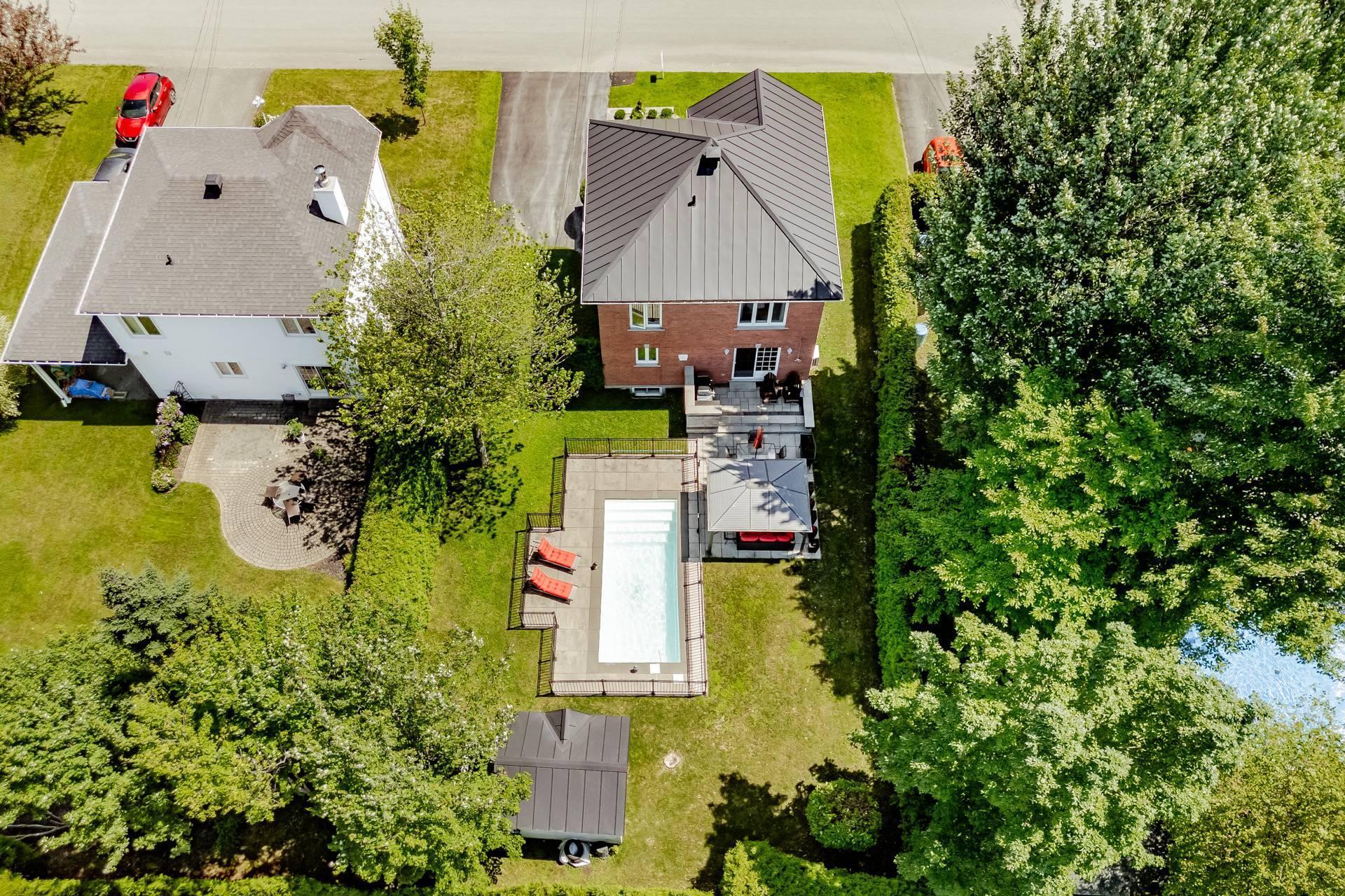 









3270


Rue Marika

,
Sherbrooke (Fleurimont),




QC
J1G5H4

