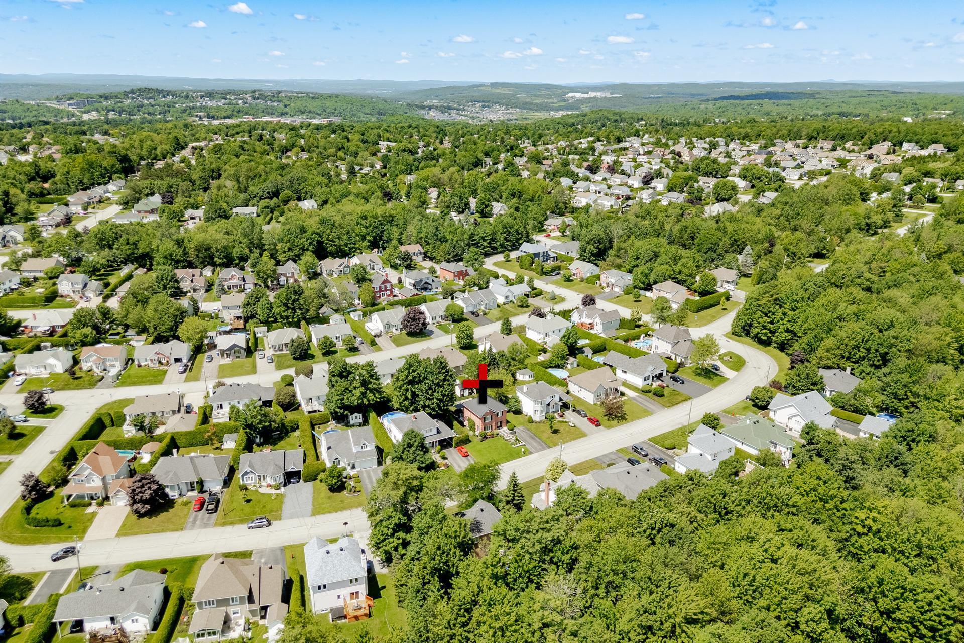 









3270


Rue Marika

,
Sherbrooke (Fleurimont),




QC
J1G5H4

