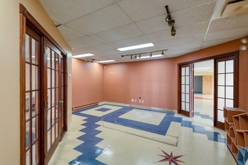 









3700


Rue Laval

,
Lac-Mégantic,




QC
G6B1A4

