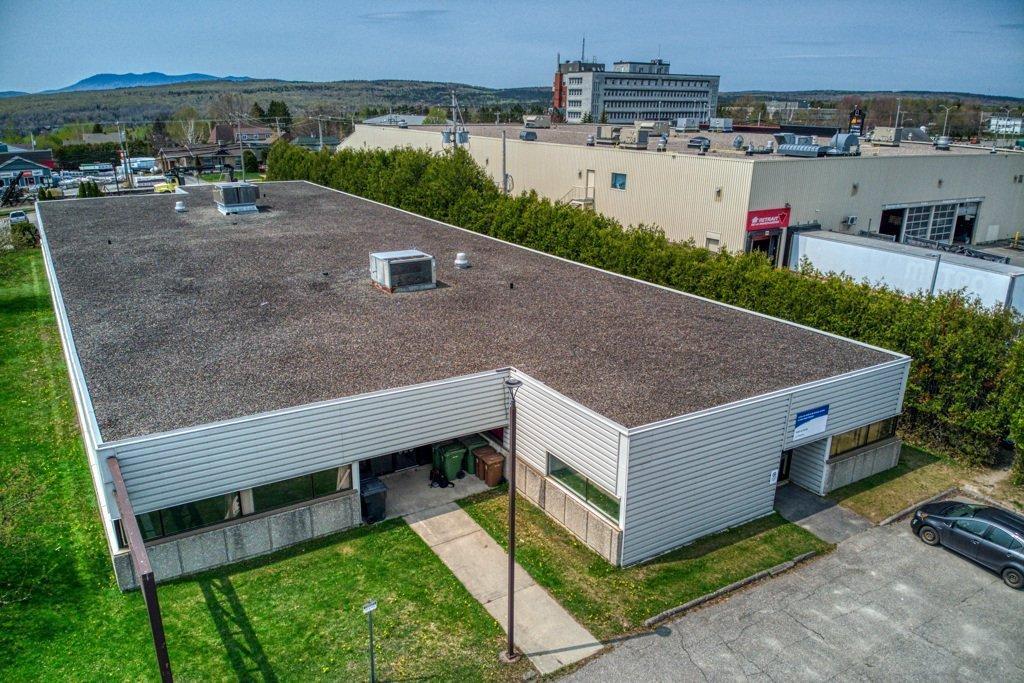 









3700


Rue Laval

,
Lac-Mégantic,




QC
G6B1A4

