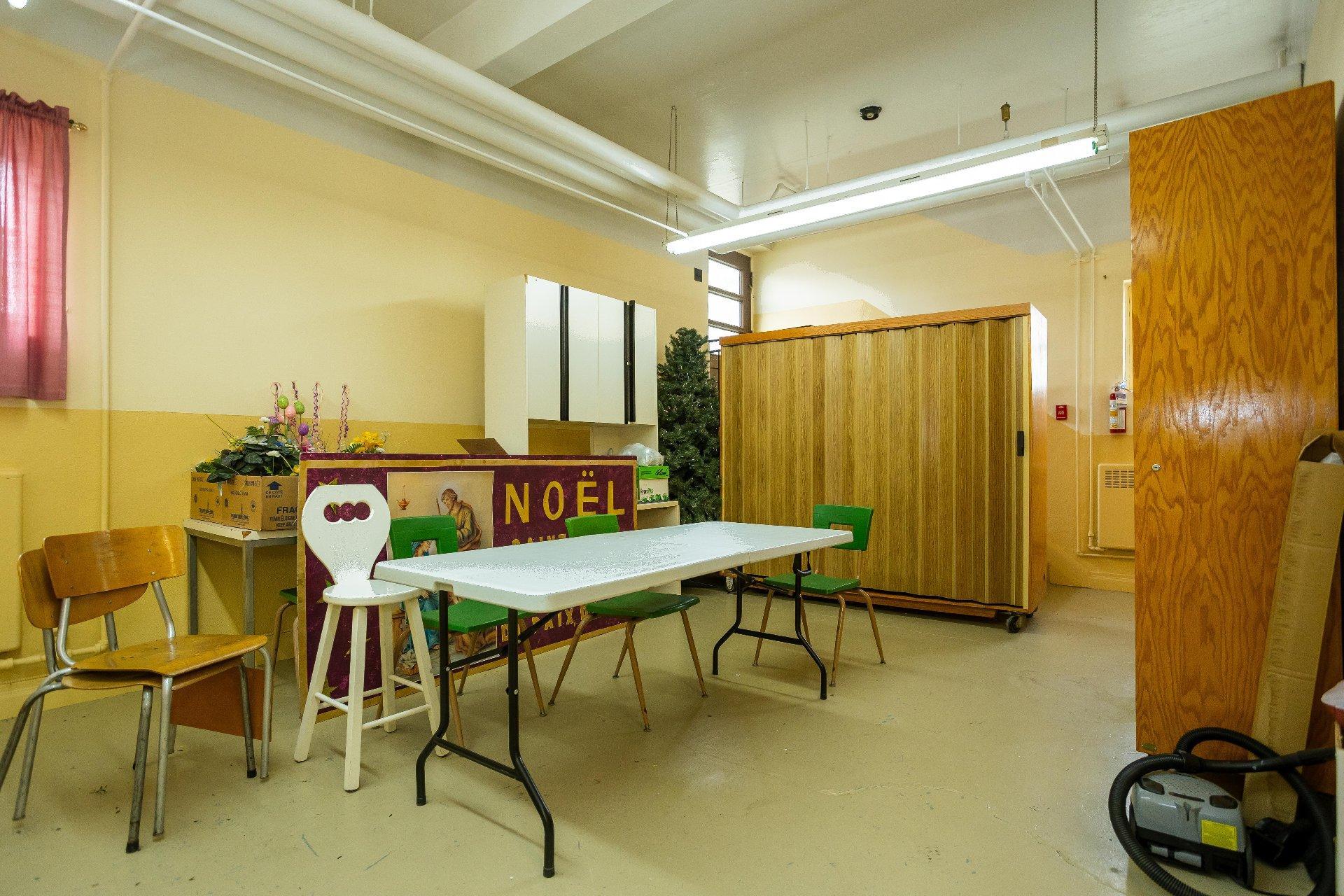 









1795


114e Avenue

,
Shawinigan,




QC
G9P2C5

