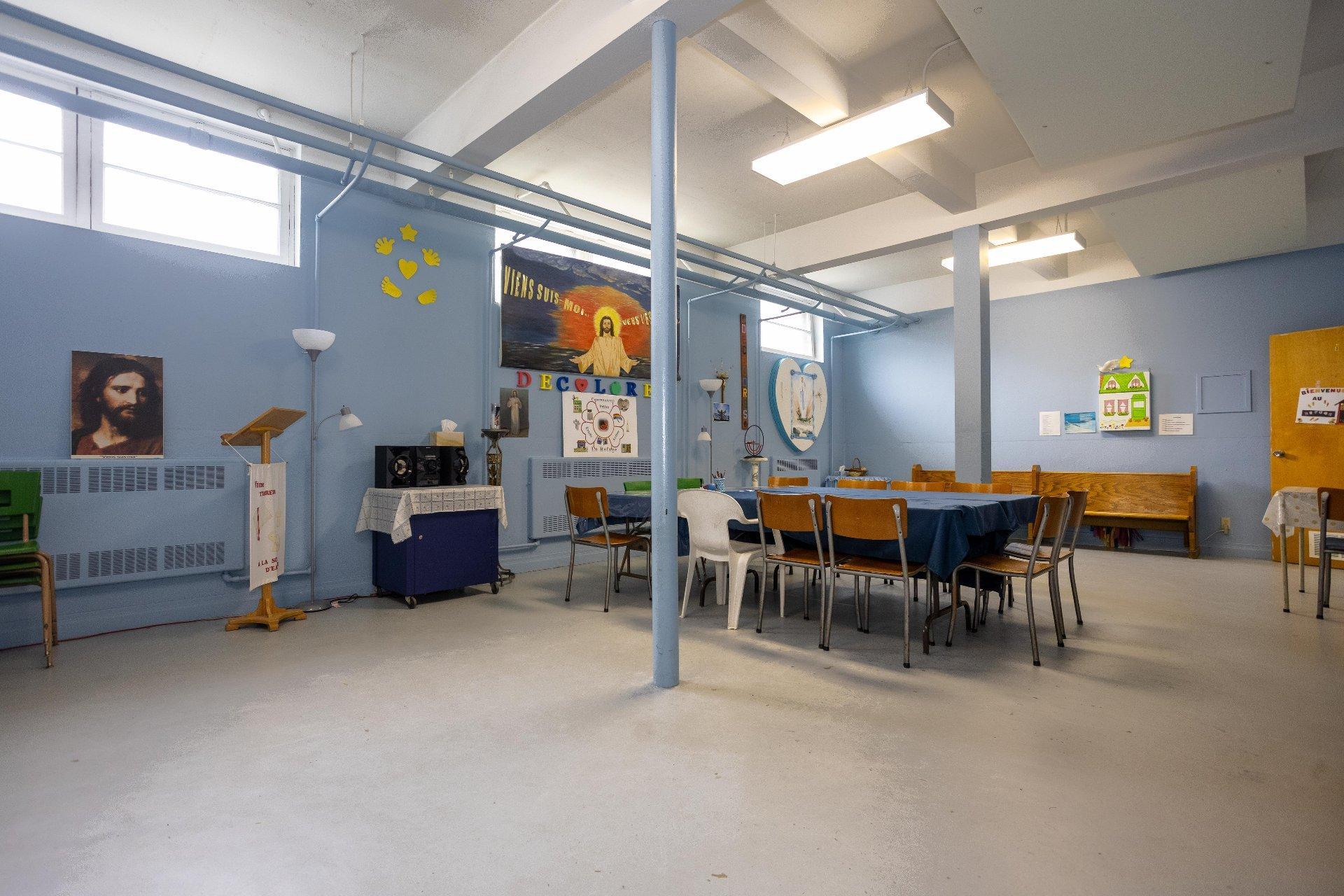 









1795


114e Avenue

,
Shawinigan,




QC
G9P2C5

