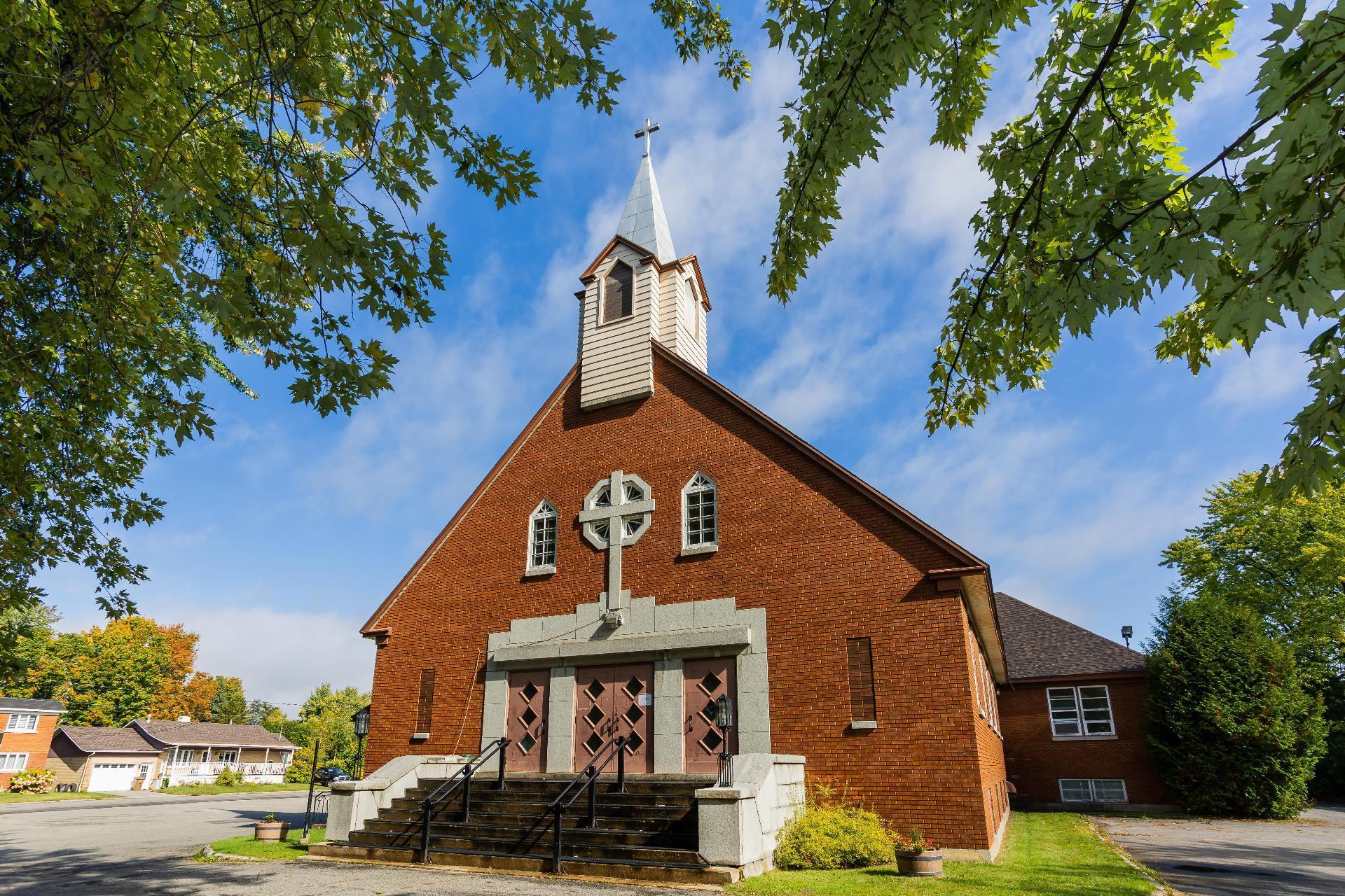 









1795


114e Avenue

,
Shawinigan,




QC
G9P2C5

