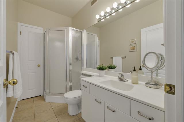 









123


Victor Lewis

DR, 12,
Winnipeg,




MB
R3P 2L9

