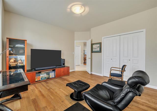 









123


Victor Lewis

DR, 12,
Winnipeg,




MB
R3P 2L9

