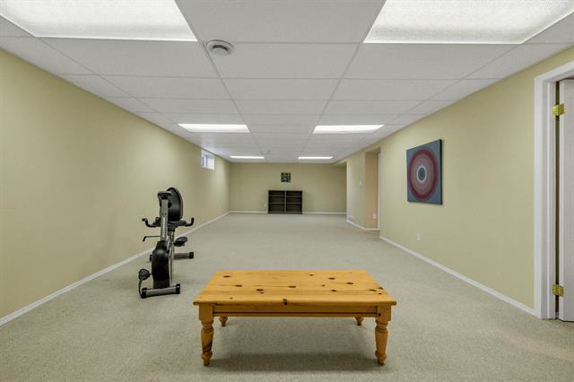 









123


Victor Lewis

DR, 12,
Winnipeg,




MB
R3P 2L9

