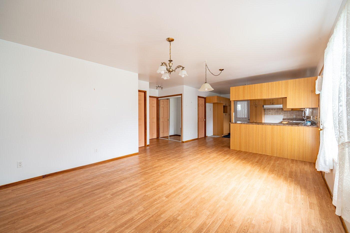 









1


Rue Gilbert

,
Val-des-Sources,




QC
J1T4V9

