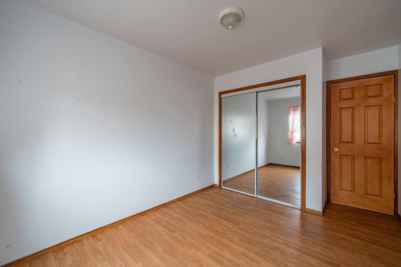 









1


Rue Gilbert

,
Val-des-Sources,




QC
J1T4V9

