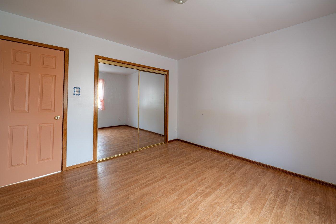 









1


Rue Gilbert

,
Val-des-Sources,




QC
J1T4V9

